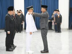 Bey Machmudin Lantik A. Koswara sebagai Penjabat Wali Kota Bandung