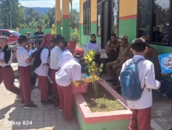 Kadis Perpustakaan Konut Kunker Di SDN 5 Oheo, Sekaligus Ber Tatap Muka Murid