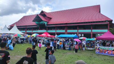 Kampanye Akbar ASR-Hugua Bawa Berkah Bagi Pedagang Lokal