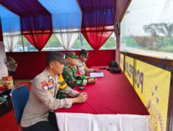 Jaga Kondusifitas Wilayah Babinsa Koramil 02/Asera Siaga di Pos PAM Nataru