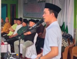 Bupati Dan Wakil Bupati Konut Menyalurkan Bantuan Paket Sembako 160 Paket Bagi Masyarakat Kurang Mampu 10 Orang Perdesa