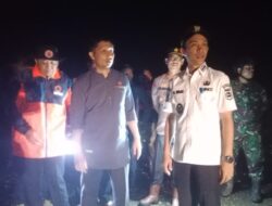 Bupati Ikbar Gerak Cepat Turun Langsung Tinjau Banjir Dan Dirikan Posko Siaga Bencana Di Kecamatan Oheo