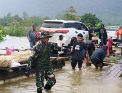 Sigap Tanggap Dan Cegah Kemacetan Karena Banjir, Kodim 1430/Konut Bantu Kelancaran Arus Lalu Lintas