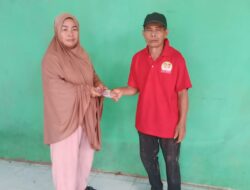 Pemdes Banggarema Salurkan Langsung BLT Untuk Mengurangi Beban Ekonomi Masyarakat Yang Tidak Mampu