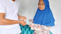 Pemdes Larobende Salurkan Langsung  BLT Untuk Mengurangi Beban Ekonomi Masyarakat Yang Tidak Mampu 