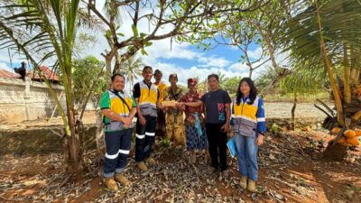 PT KES SK 321 Beri Bantuan Nyata Pembangunan Prasarana Rumah Ibadah Pura Pucak Sari Desa Tambakua