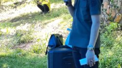 Bupati Konawe Utara Serahkan Bantuan Kepada Warga Terdampak Puting Beliung Di Desa Padalere Utama