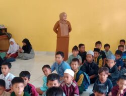 SDN 4 Molawe Menggelar Pesantren Kilat Mendorong Bacaan Al-Quran Dan Surat-Surat Pendek Di Bulan Suci Ramadhan 