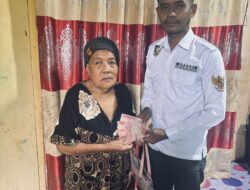 Pemdes Puuhialu Salurkan Langsung BLT Untuk Mengurangi Beban Ekonomi Masyarakat Yang Tidak Mampu
