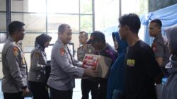 SESPIMMA POLRI ANGKATAN 75 POKJAR V GELAR BAKTI SOSIAL BAGIKAN SEMBAKO DAN SANTUNAN ANAK YATIM DI POLRES SUMEDANG