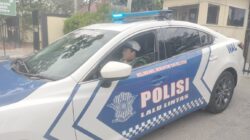 Polwan Ditlantas Polda Sultra Sapa Pengendara, Ajak Masyarakat Tertib Berlalu Lintas